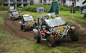 Mud Buggies : Rarotonga  : Business News Photos : Richard Moore : Photographer